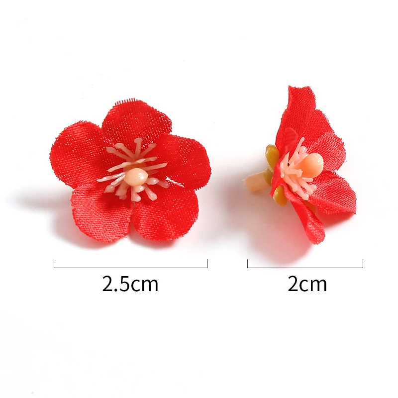 10/30/50 قطعة 2.5 سنتيمتر ديزي صغيرة الزهور الاصطناعية الحرير وهمية الزهور للمنزل غرفة ديكور الزفاف الديكور DIY بها بنفسك الهدايا اكسسوارات