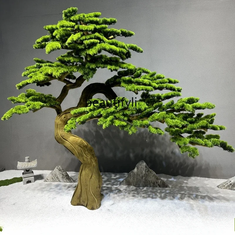 Indoor and outdoor simulation welcome pine decorative landscaping green plants Luo Hansong floor ornament can be customized