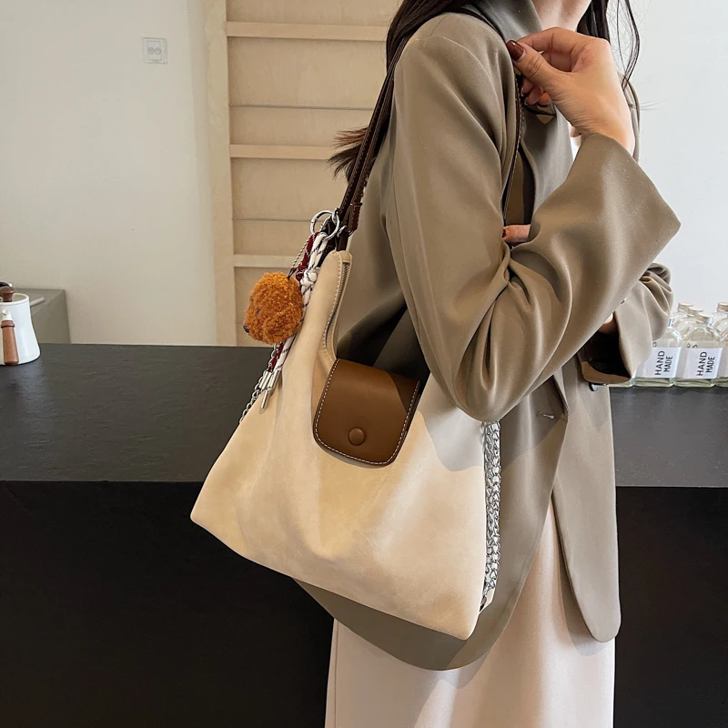 

Chic Everyday Handbag Women Multifunctional Shoulder Bag For Daily Activities And Errands