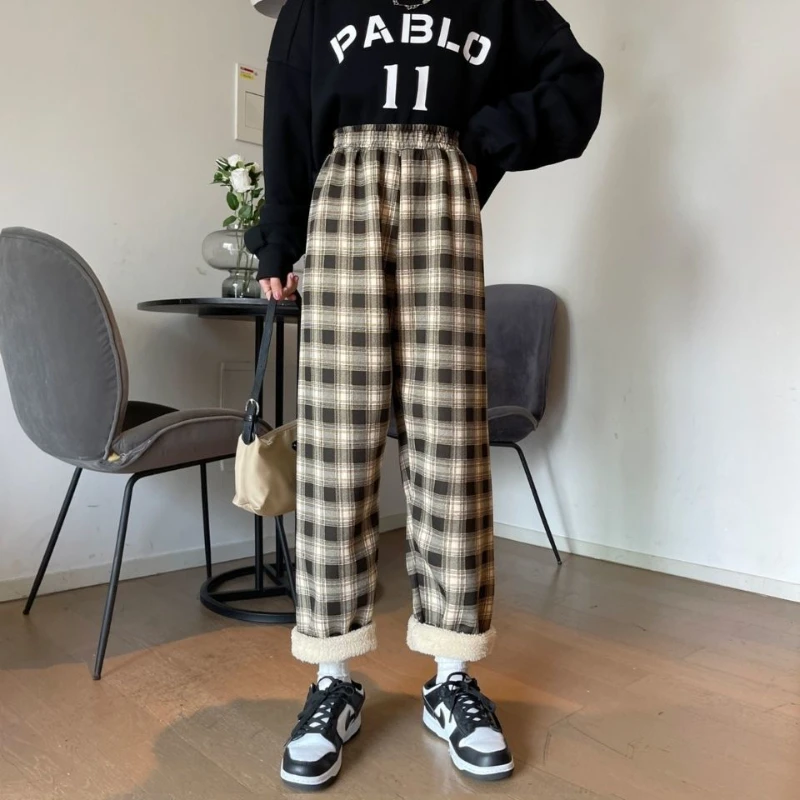 Winter Thick Plaid Pants Women Korean Fashion Warm Loose Wide Leg Trousers Student Y2K Causal High Waist Pants Outwear