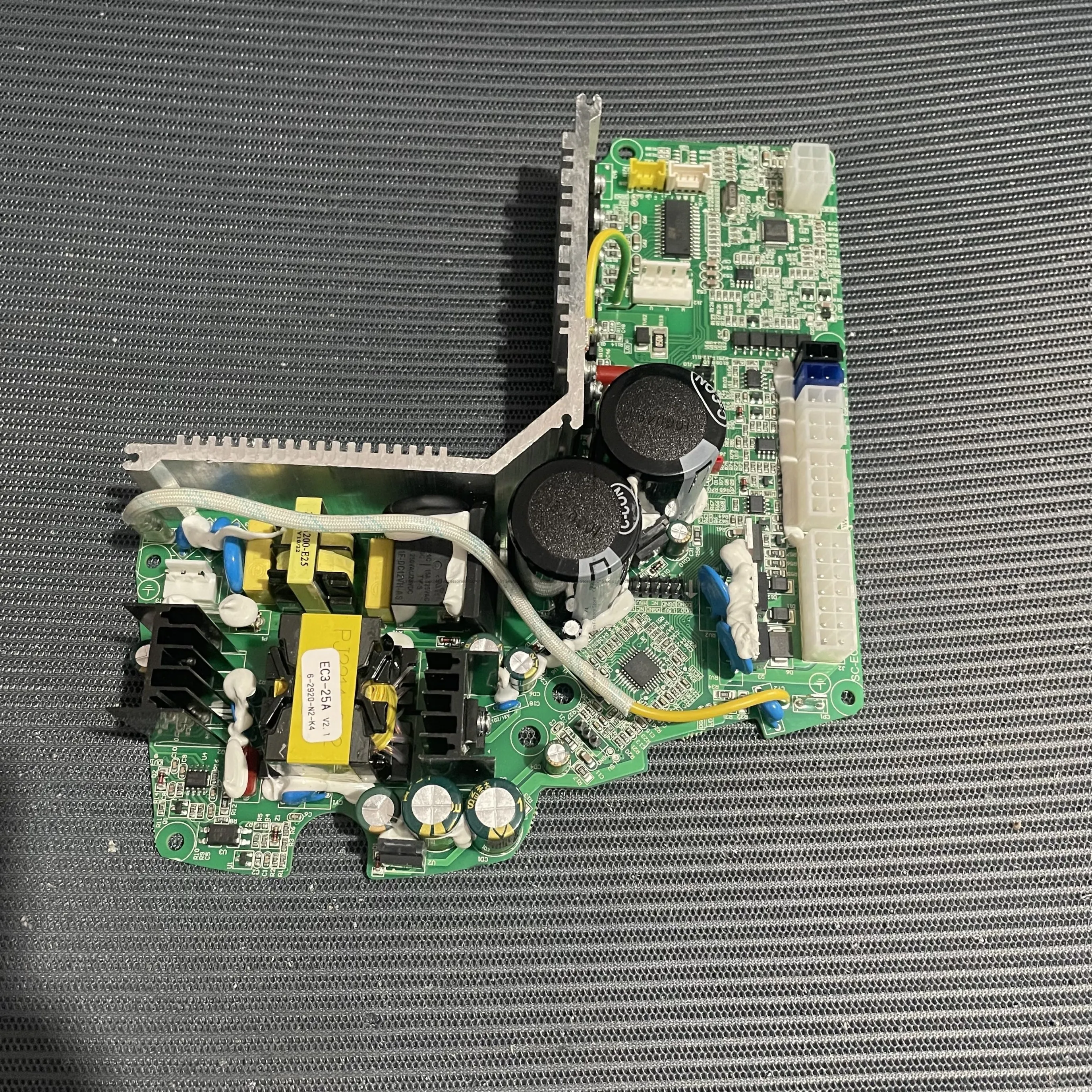 

Jack C3 Motherboard Overlock Machine Controller Jack Sewing Machine Zhongbang System Original Mainboard Circuit Board 220v