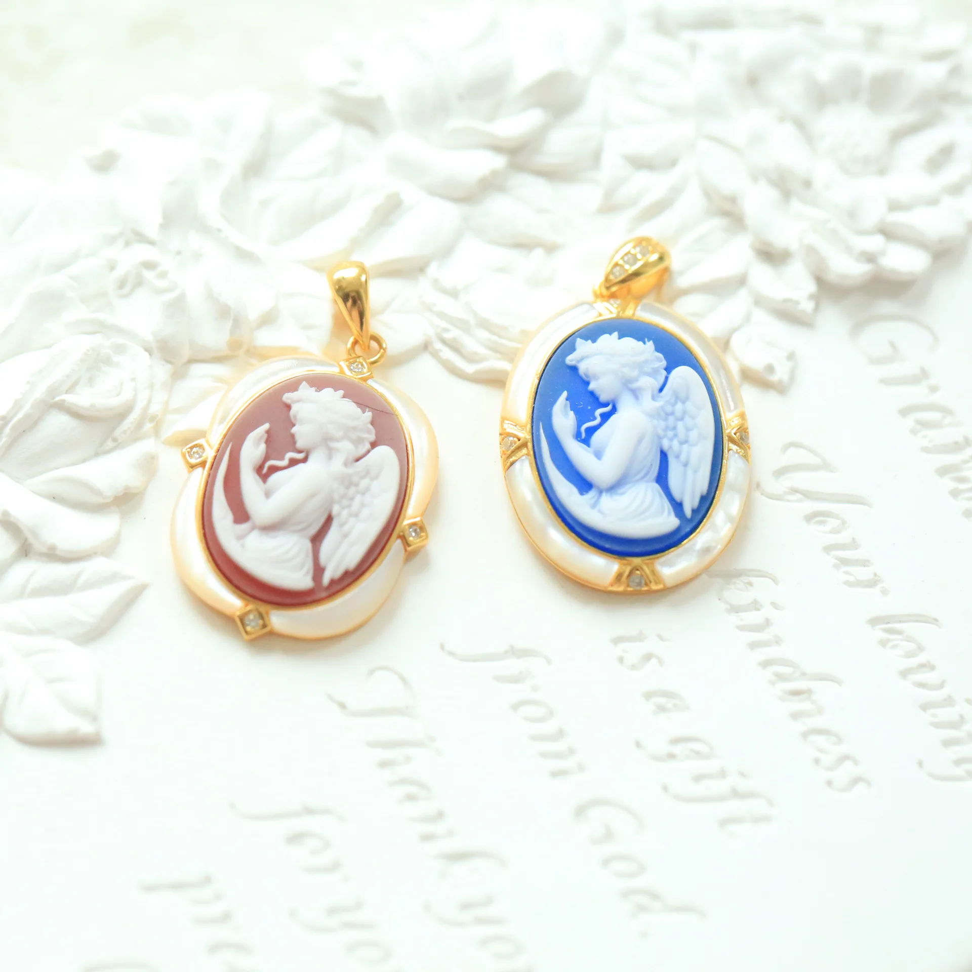 

Elegant S925 Silver Onyx Cameo Guardian Angel Pendant Necklace Retro Vintage Style Gift