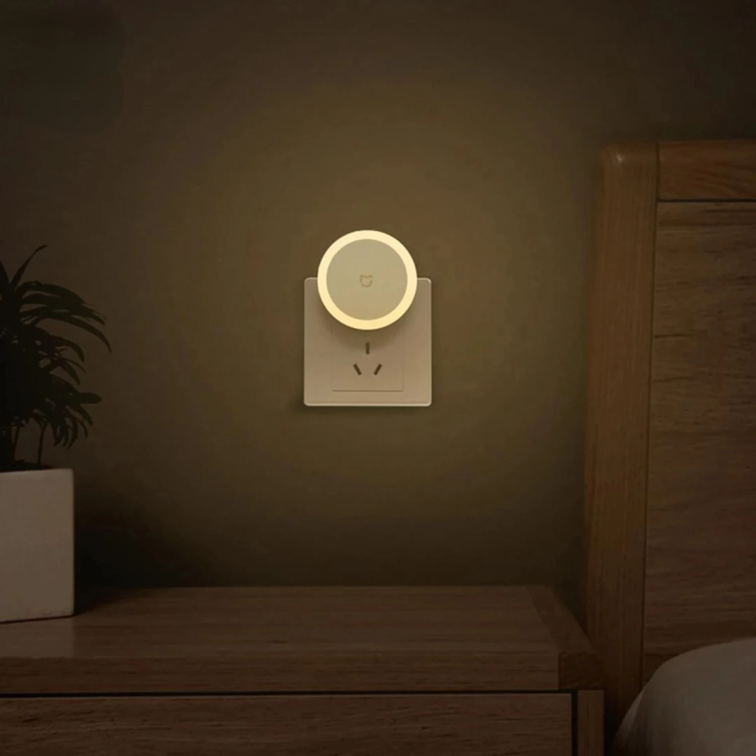 Plug-in Night Light 0.4W  Switch Automatically Lights  At Night Led Lights Lampara De Noche Dormitorio Lamp