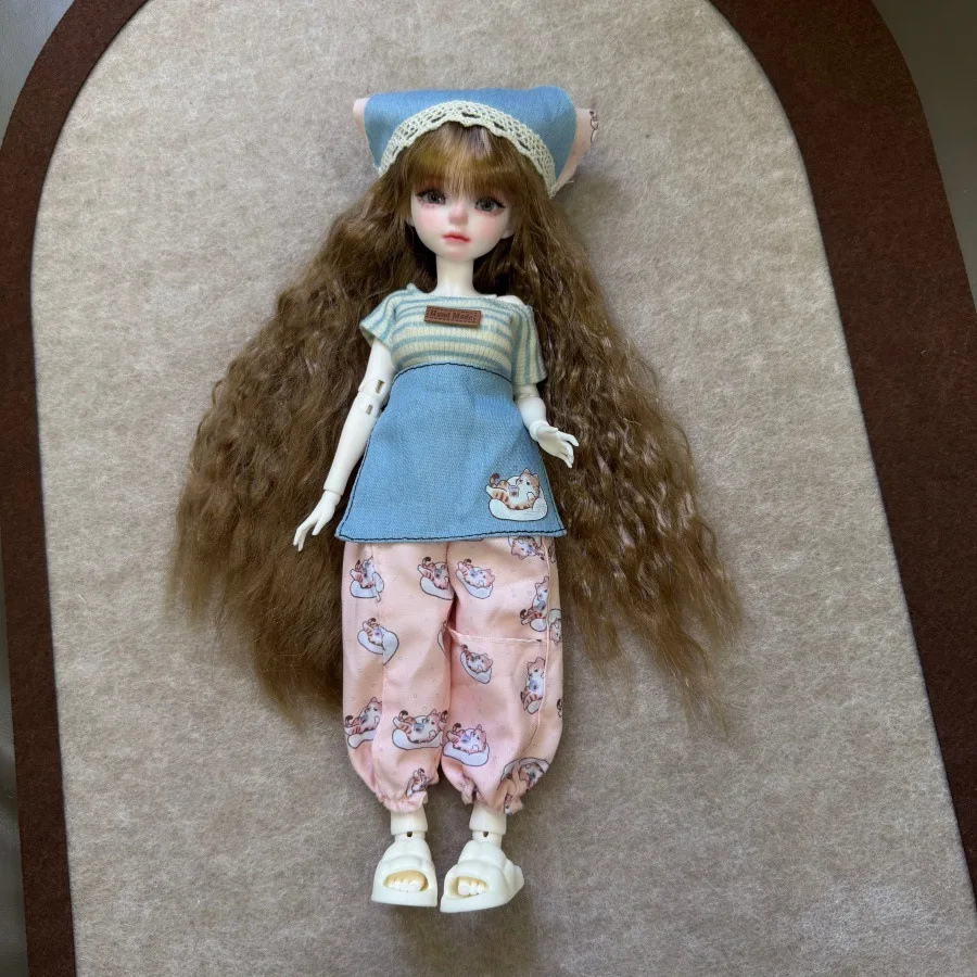 The New 6 Points Are Suitable for Bjd Doll Clothes 30 Cm Doll Clothes Dress Up High-value Suit Ghost Mother Doll Lolita Dress