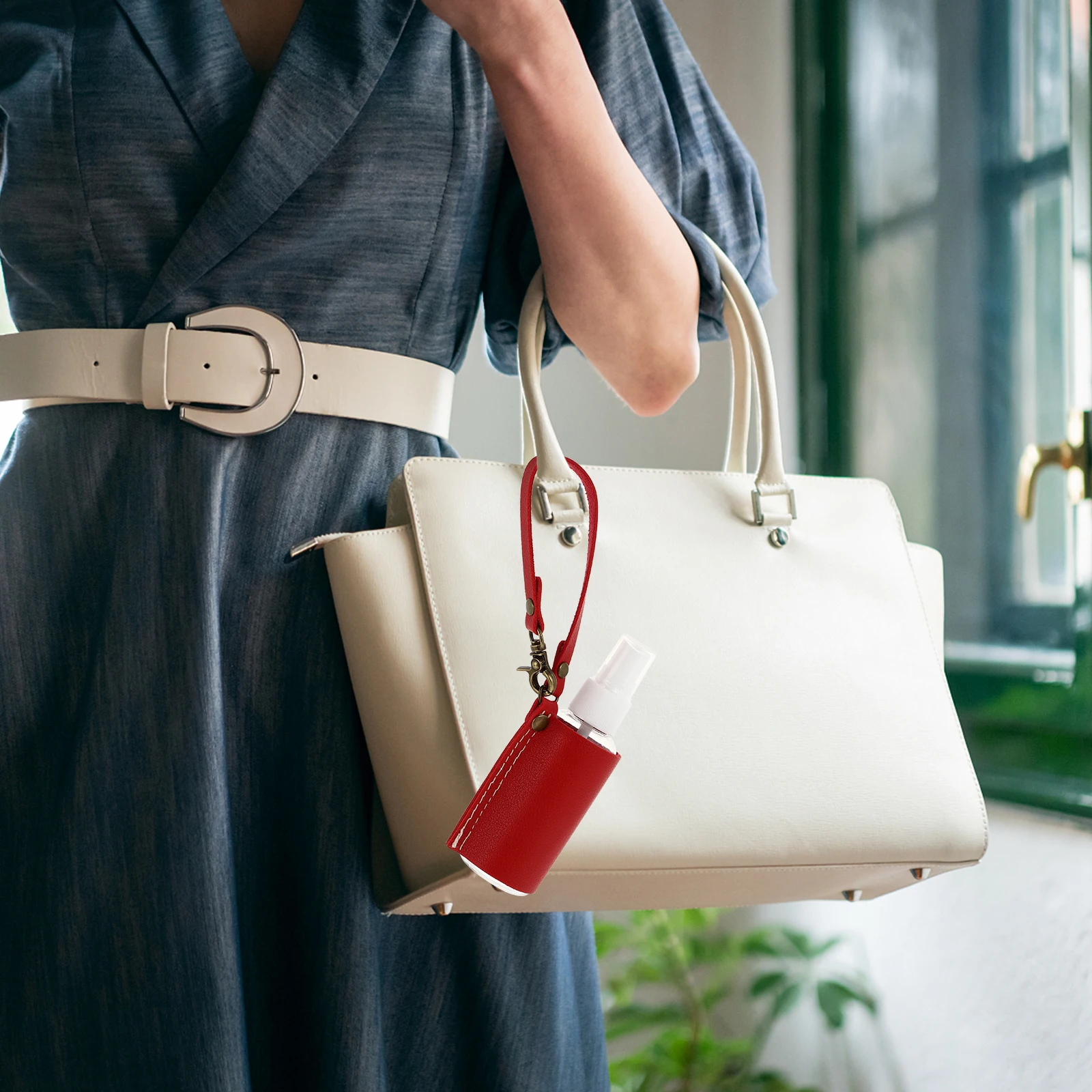 3 مجموعات المحمولة زجاجة عطر غطاء من البولي يوريثان المفاتيح رذاذ الحاويات السفر زيت طبيعي إعادة الملء السائل حامل زجاجة صغيرة