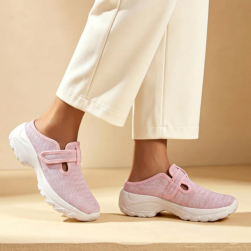 Women Outdoor Slip On Mules Soft Light Comfort Flat Walking Shoes Casual Lazy Mother Elderly Non Slip Daily Footwear 2026 New