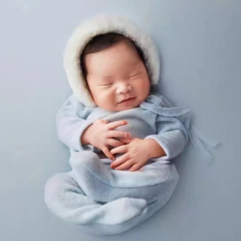 Autumn and Winter Baby Rompers Newborn Boys Plush Long Sleeves Jumpsuits Hats Warm Outfits Sets Infant Photoshoot Clothing