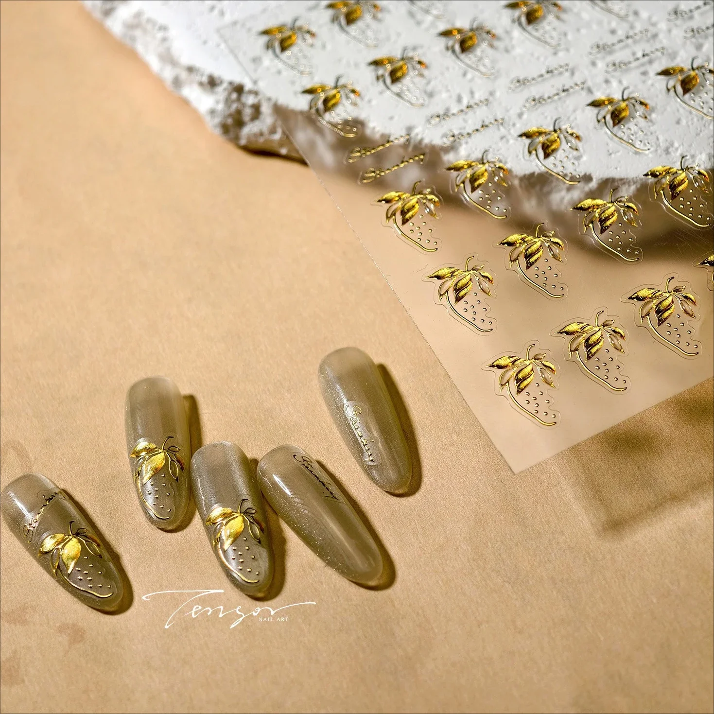 Goud stempelen Zilver Aardbei Lijn Uitspraak Engelse Letter Chic 5D Zelfklevende Nail Art Stickers Manicure Decals Decoraties