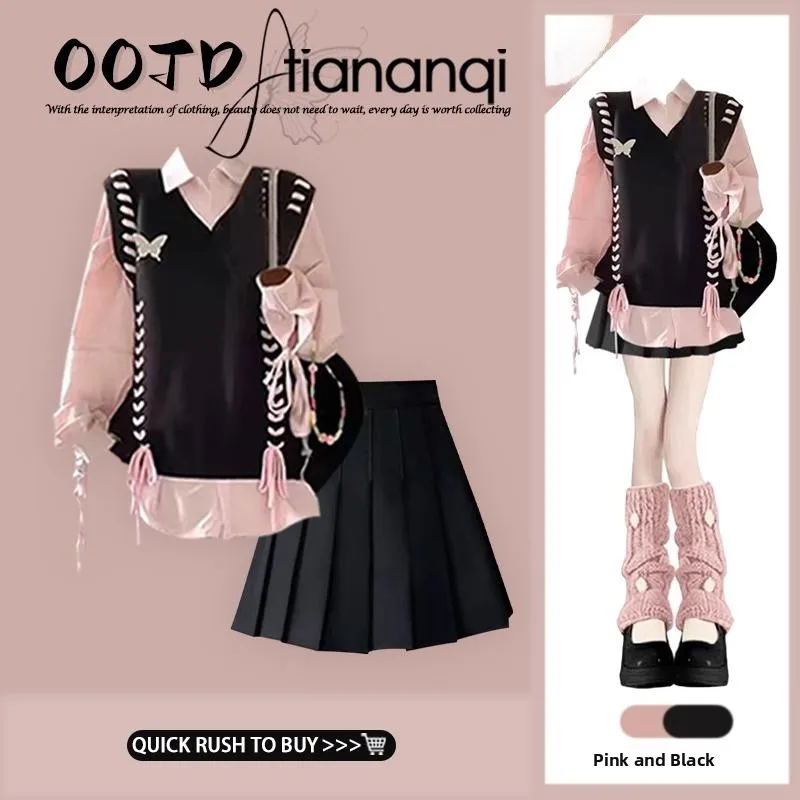 

Весенний модный комплект: розовый жилет и короткая юбка с высокой талией, создающий молодежный образ, с длинными рукавами.