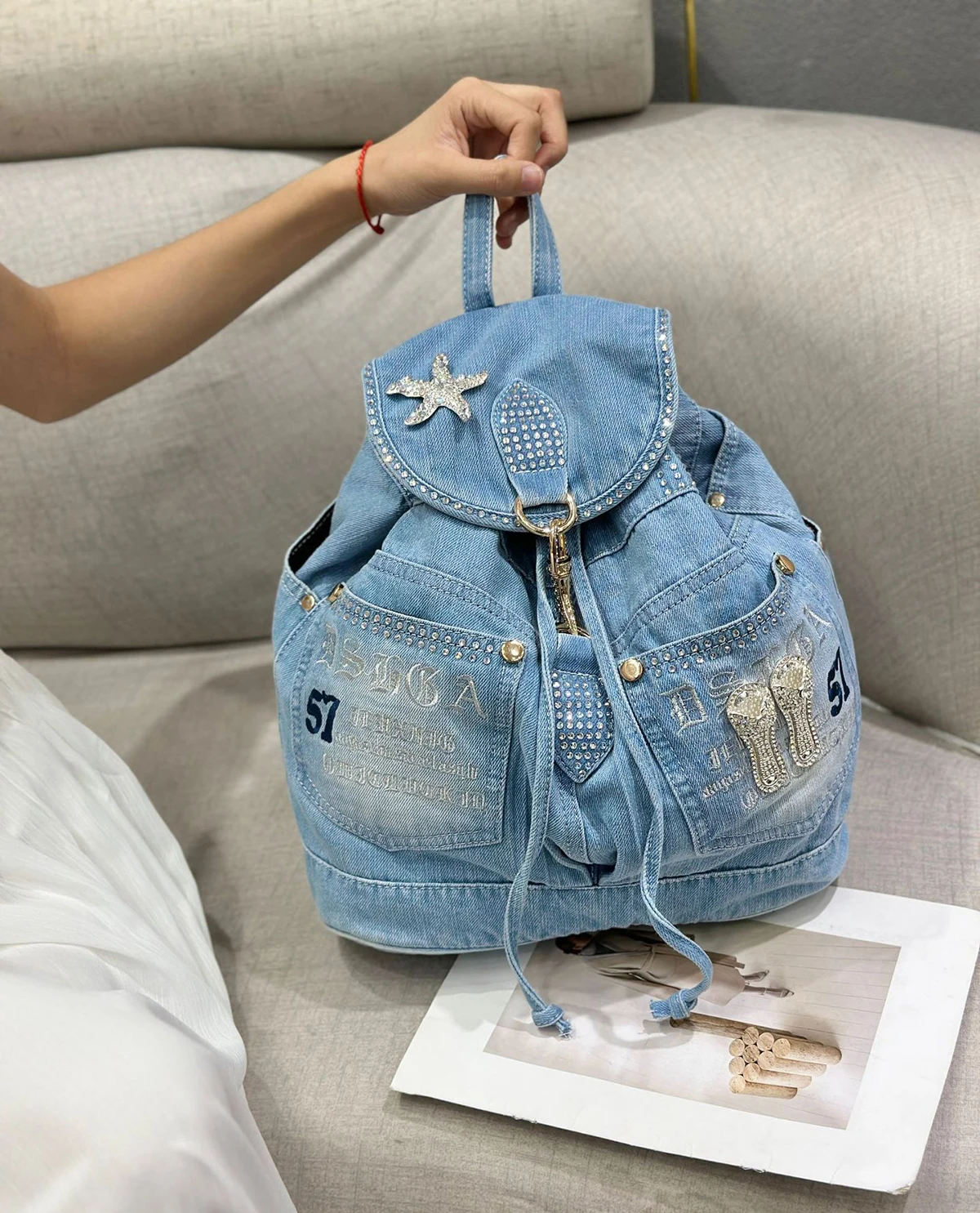 

iPinee Women's Vintage Denim Backpack Teenage Girls Travel Shoulder Bag Fashionable Mochila Feminina Hot Sale