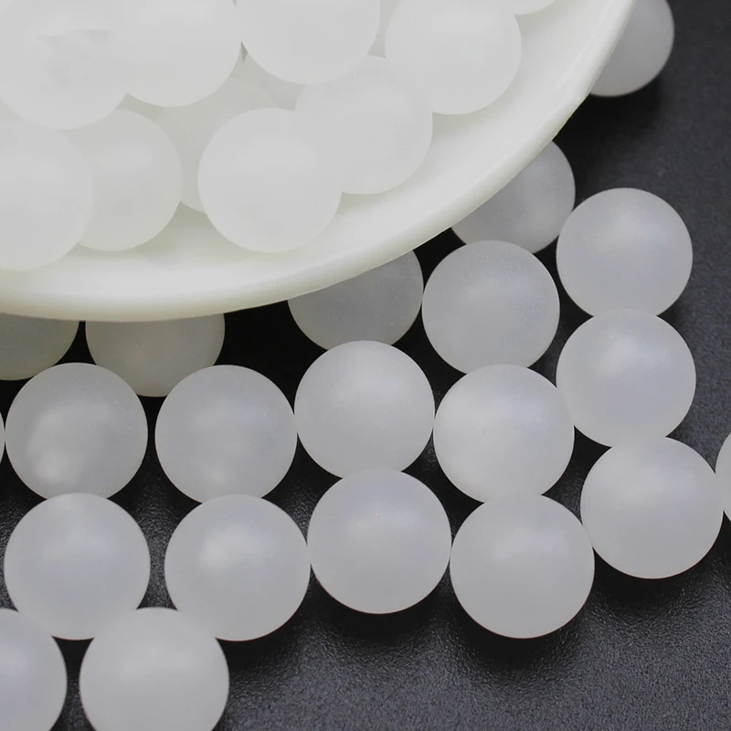 Picture 4: PP Solid Plastic Balls 2/2.5/3/3.5/4/4.5/5/5.55/6/7/8/9/10/11.11/12/12.7/14/15/16/17/18-50mm Precision Bearing Ball