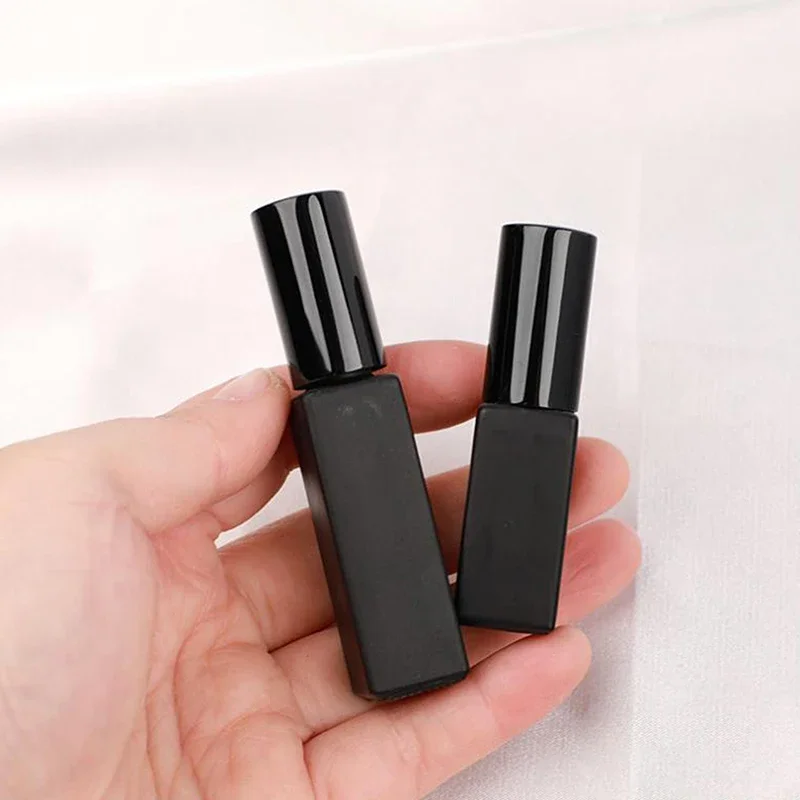 Czarny Mini Pojemnik Kosmetyczny Przenośny Atomizer do Perfum Próbka Szklana Pusta Butelka Wielokrotnego Użytku do Podróży