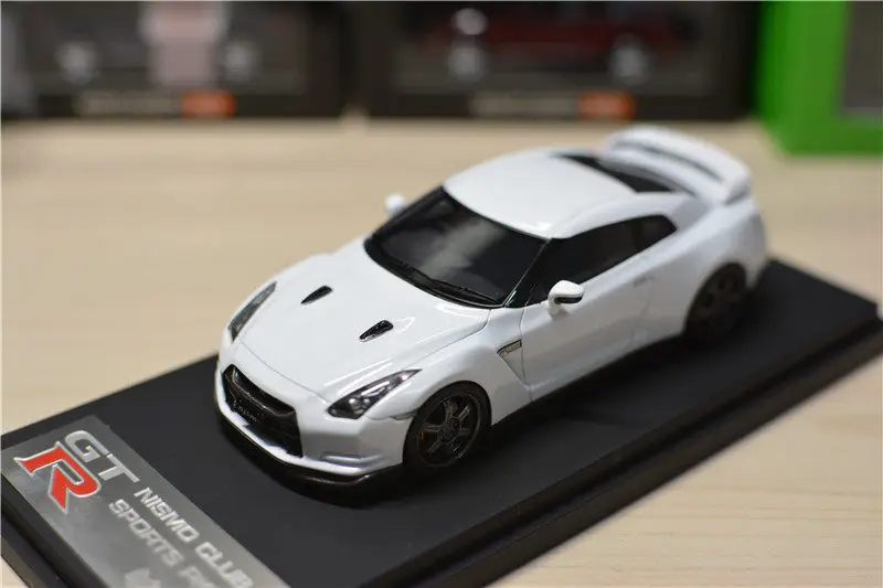 HPI 1:43 Scale GT-R R35 Resin Car Model