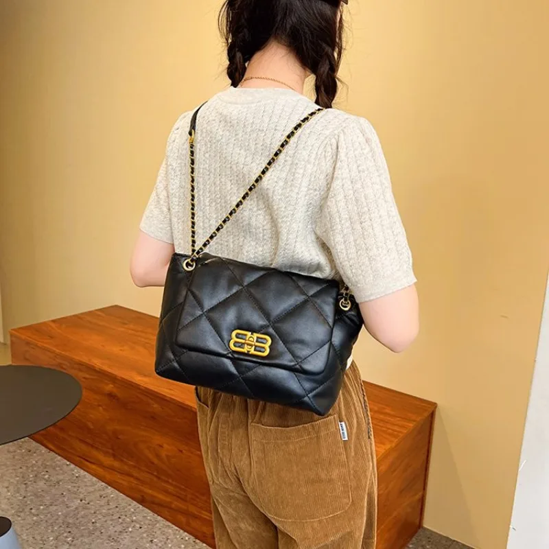 

Comfort Focus Crossbody Bag With Wide Adjustable Strap For Women Ergonomic Underarm Bag For All Day Exploring And Travel
