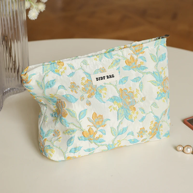 Yellow-purple flower makeup bag, large capacity makeup, lipstick, storage bag, portable travel toiletry bag, commuter clutch