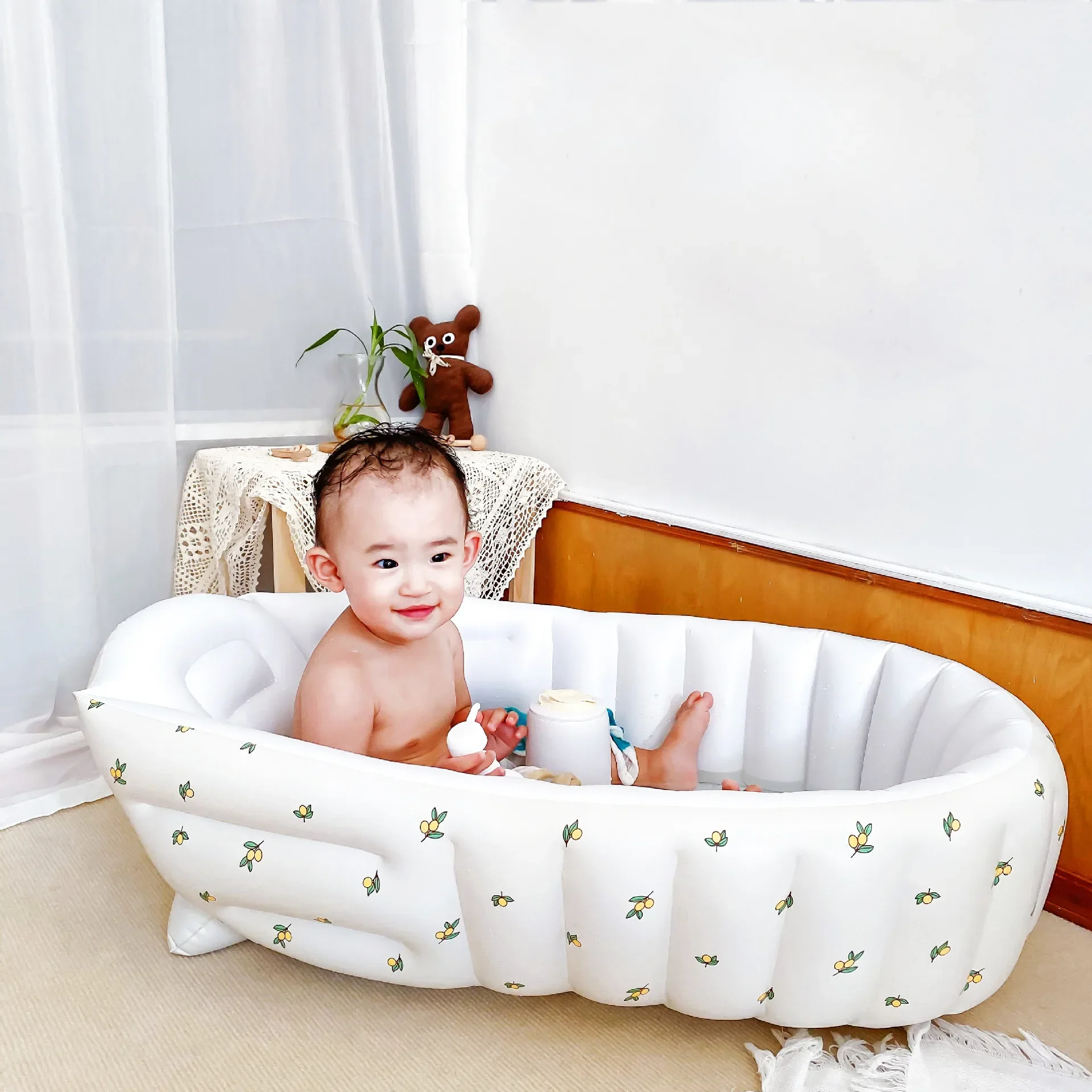 Ins Wind New Portable Children's Inflatable Swimming Pool Newborn Bath Foldable Baby Bath Tub Bath Bathtub Indoor Bathtub