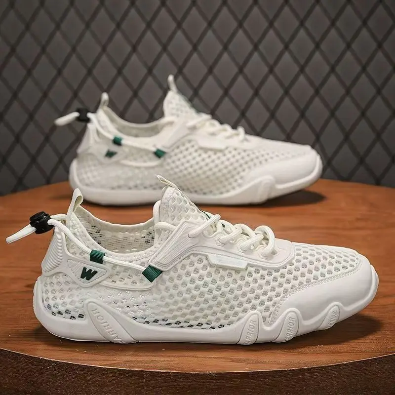 

Men's Ultra Light Anti-Slip Casual Shoes Summer Breathable Mesh Sports Running Shoes Outdoor Comfortable Sneakers