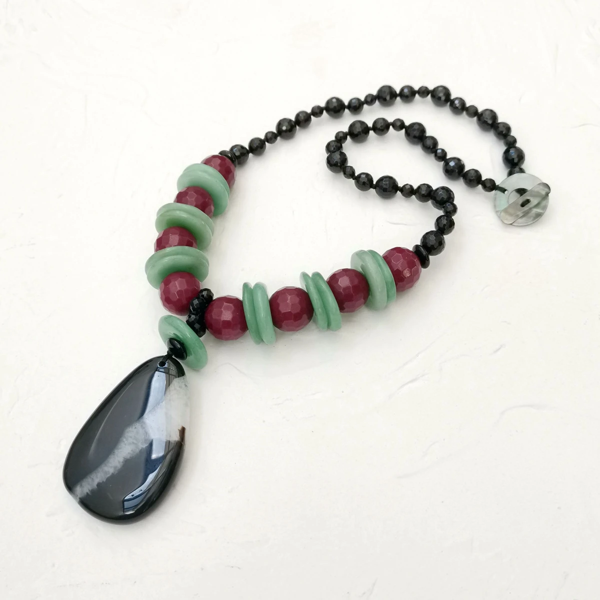 Lii Ji Real Stone Green Pink Black Necklace 60cm Green Aventurine Agates Pendant Women Jewelry Stock Sale