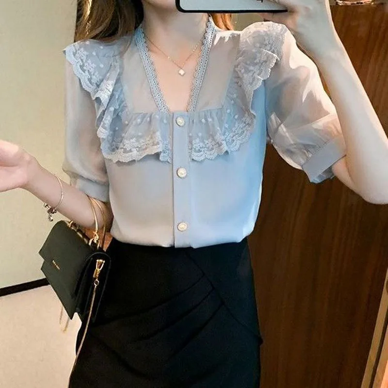 Summer New Lace Patchwork Fashion V-Neck Color Button Blouses for Female Puff Sleeve Elegant Mesh Ruffles Shirt Women\'s Clothing