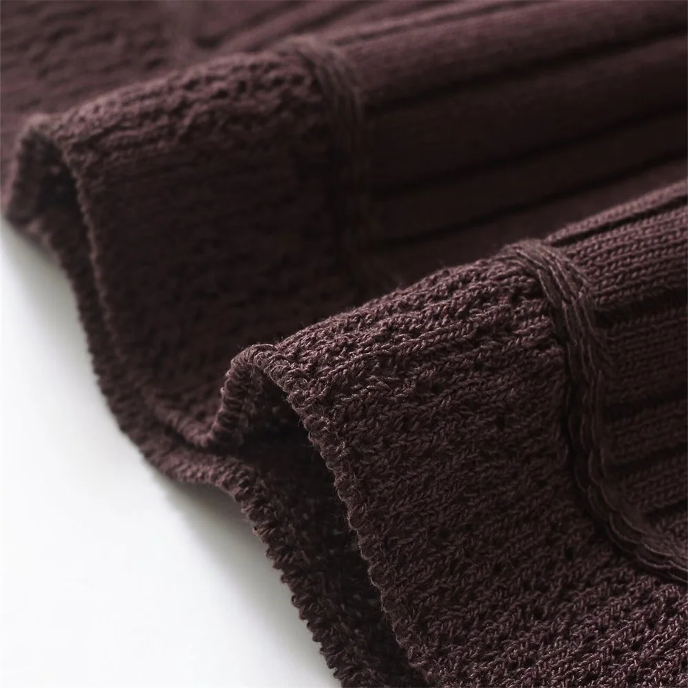 Nieuwe dameskleding 2025, casual, elegant ontwerp, gevoel voor Europese en Amerikaanse geribbelde gebreide topvest in retrostijl