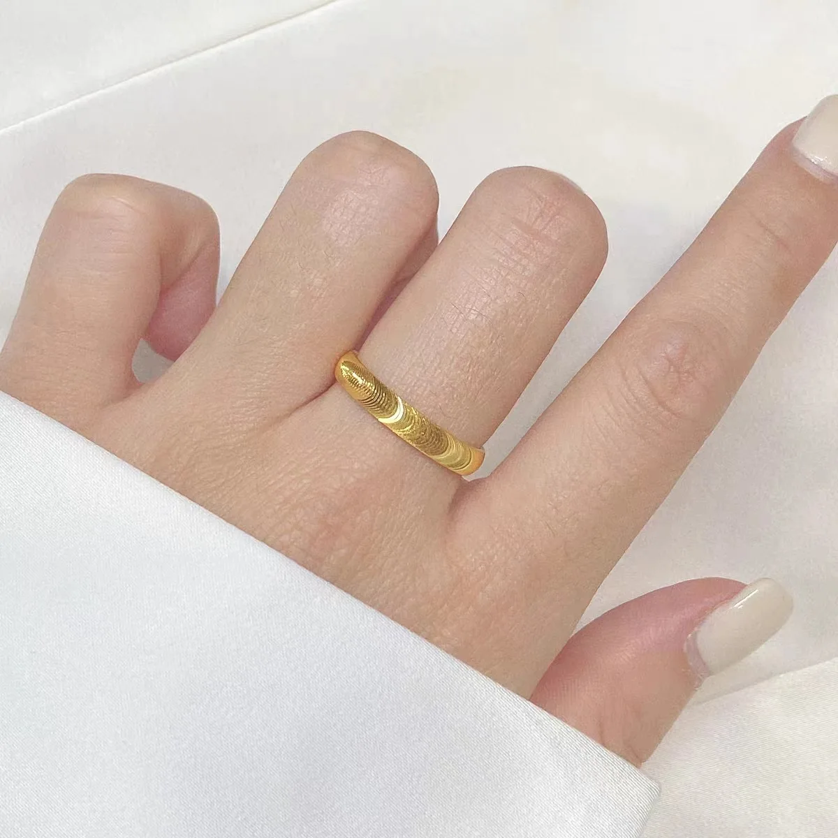 9999 24K real gold exquisite cat's eye ring, plain ring ring, fashionable and simple couple ring, simulated gold jewelry