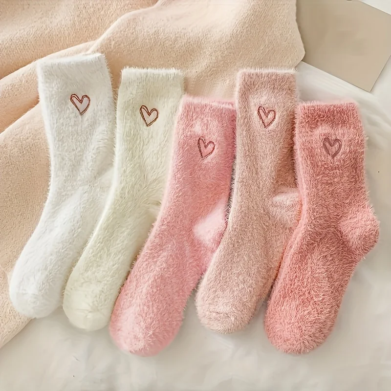 5 Paar Damen-Socken aus dickem Nerz-Kaschmir mit rosa Herz-Stickerei, warm, knöchelhoch, Herbst-Winter-Haussocken – Detail 3