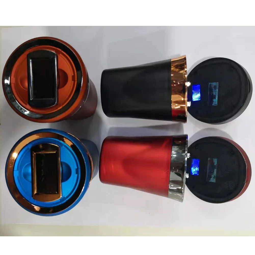 

High temperature resistance Car Ashtray with Blue LED Light Solar Charging Blue Silver Business Car Ashtray for Men