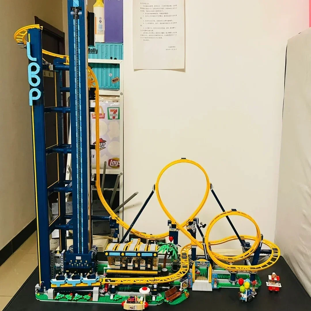 The New Loop Roller Coaster Amusement Park Model Building Block City Bricks Kits for Christmas Birthday Gifts 3756pcs