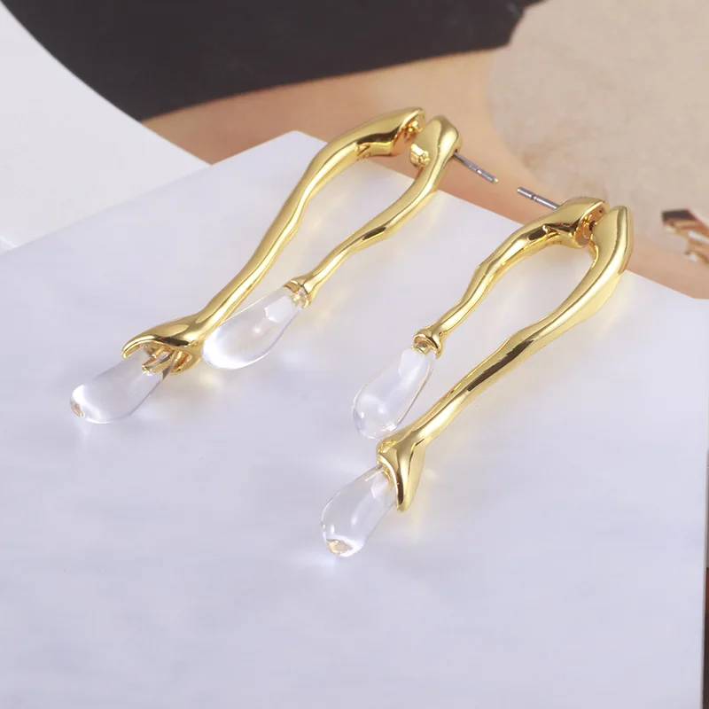 Luxury Creative Personality Transparent Resin Water Droplets Irregular Long Removable Earrings for Women