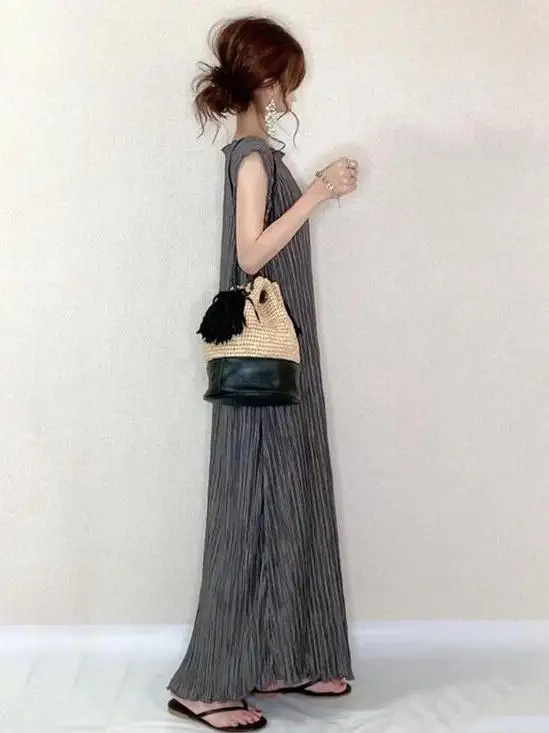 Elegant Loose Women's Summer Dress Cross-Border Style Sleeveless Versatile Polyester Fiber Gauze Skirt round Neck Basic Model