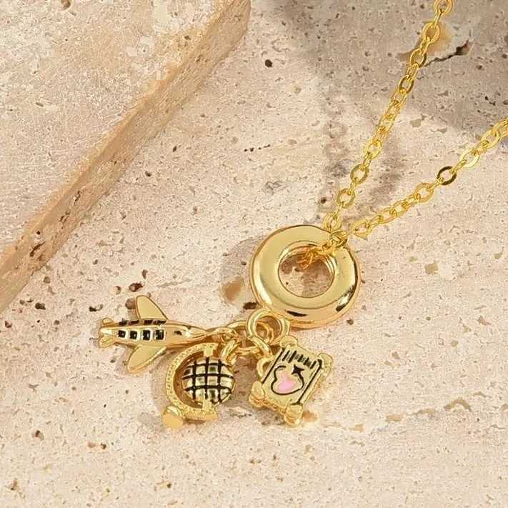 

Elegant, light luxury, niche, three-piece titanium steel pendant necklace suitable for airplane travel diary