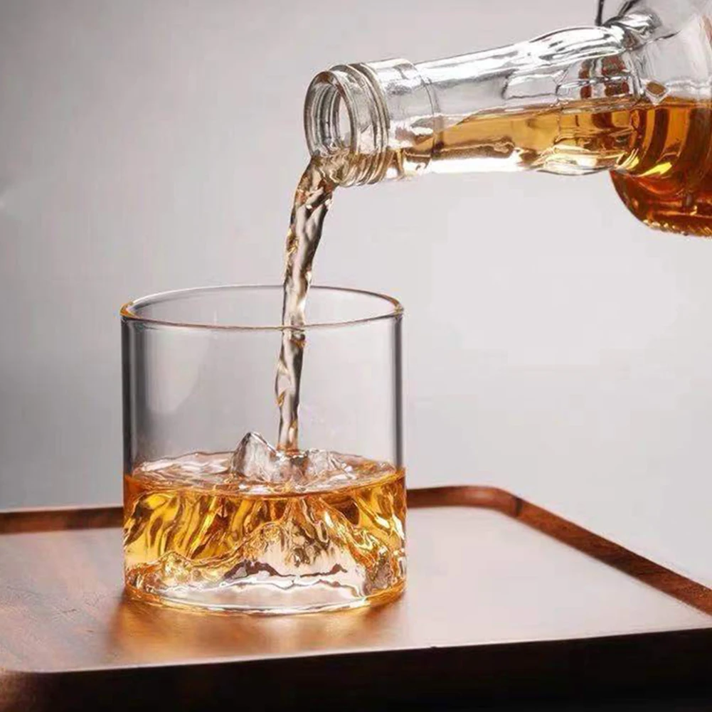 1/2/4 Stück japanisches Berg-Whisky-Glas, 200/300 ml, klarer Mehrzweck-Wasserbecher für Party, kreative Weinbecher im 3D-Eisberg-Design