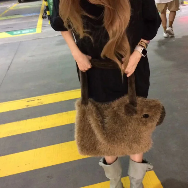 

3D Capybara Plush Handbag Furry Cute Animal Shape Shoulder Bag Soft Fluffy Tote Bag for Women Fashion Casual Daily Crossbody Bag