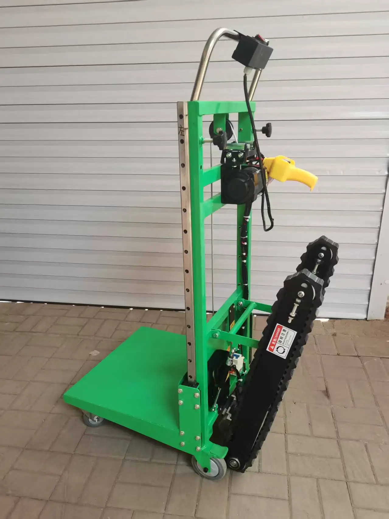 2025 Multi Functional Electric Crawler Type Climbing Machine Cart Staircase Crawler Stair Climbing Trolley