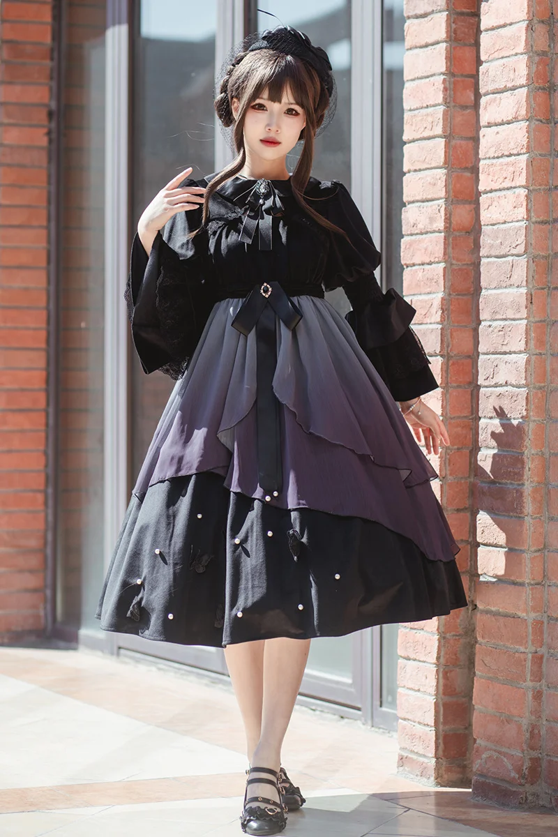 Japoński słodki styl Lolita Cute Girls Cosplay Op Ribbon Bowknot Cameo Pearls Puff Sleeve Lace Butterfly Ruffle Elegant Dress