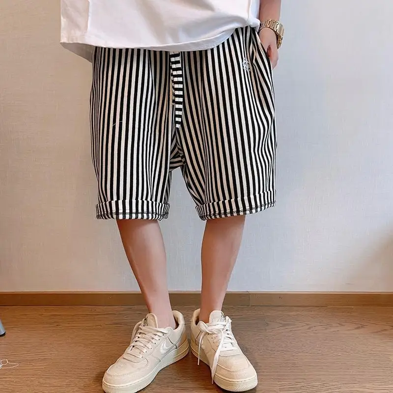 2024 Summer Trendy Label Fashion High Street Loose Casual Oversized Vertical Stripes Versatile Slimming Cropped Pants for Men