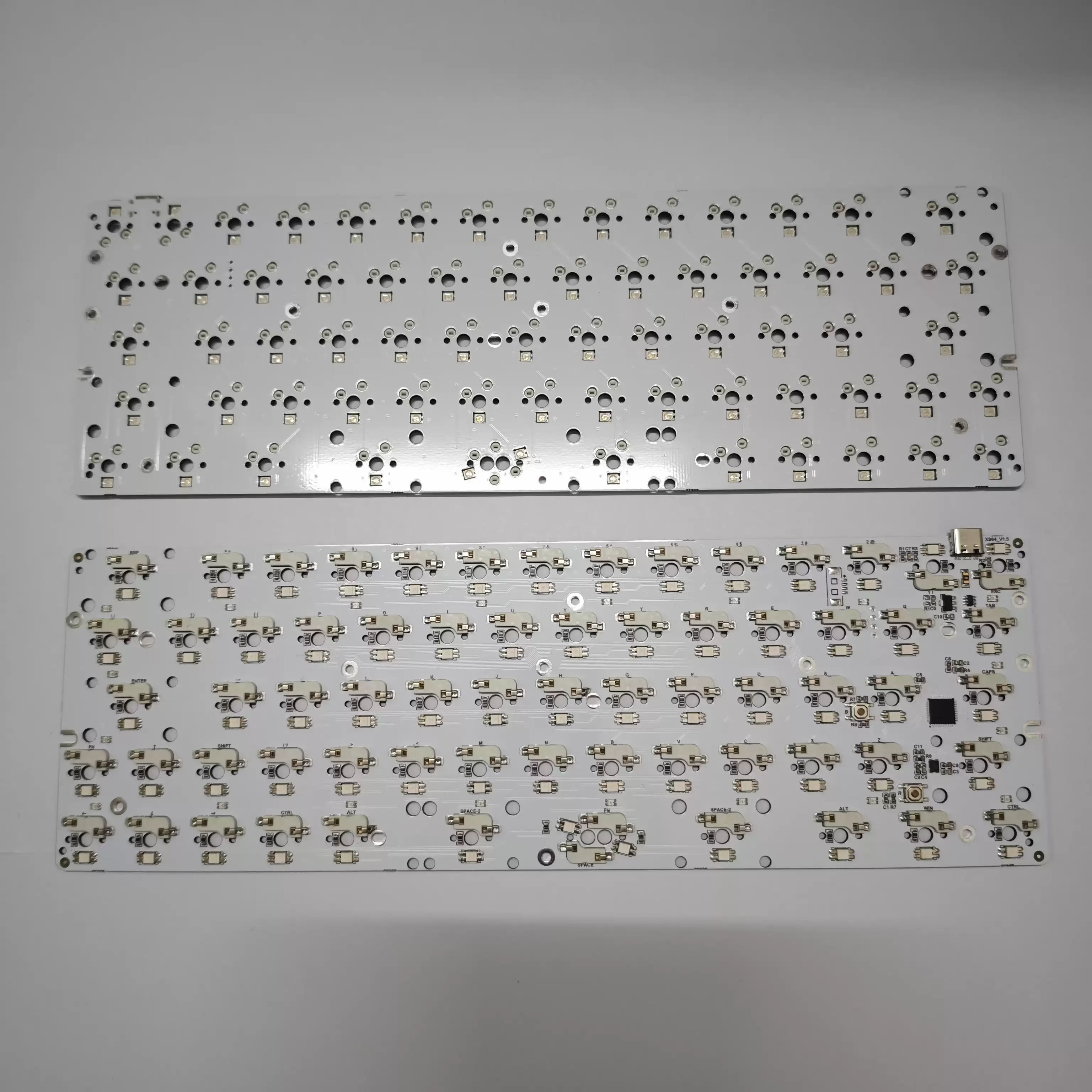 VIAL Remap 1.6mm 64 Keys Wired PCB Hotswap RGB with Underglow MX Switch Keyboard Use GH60 Case Compatible