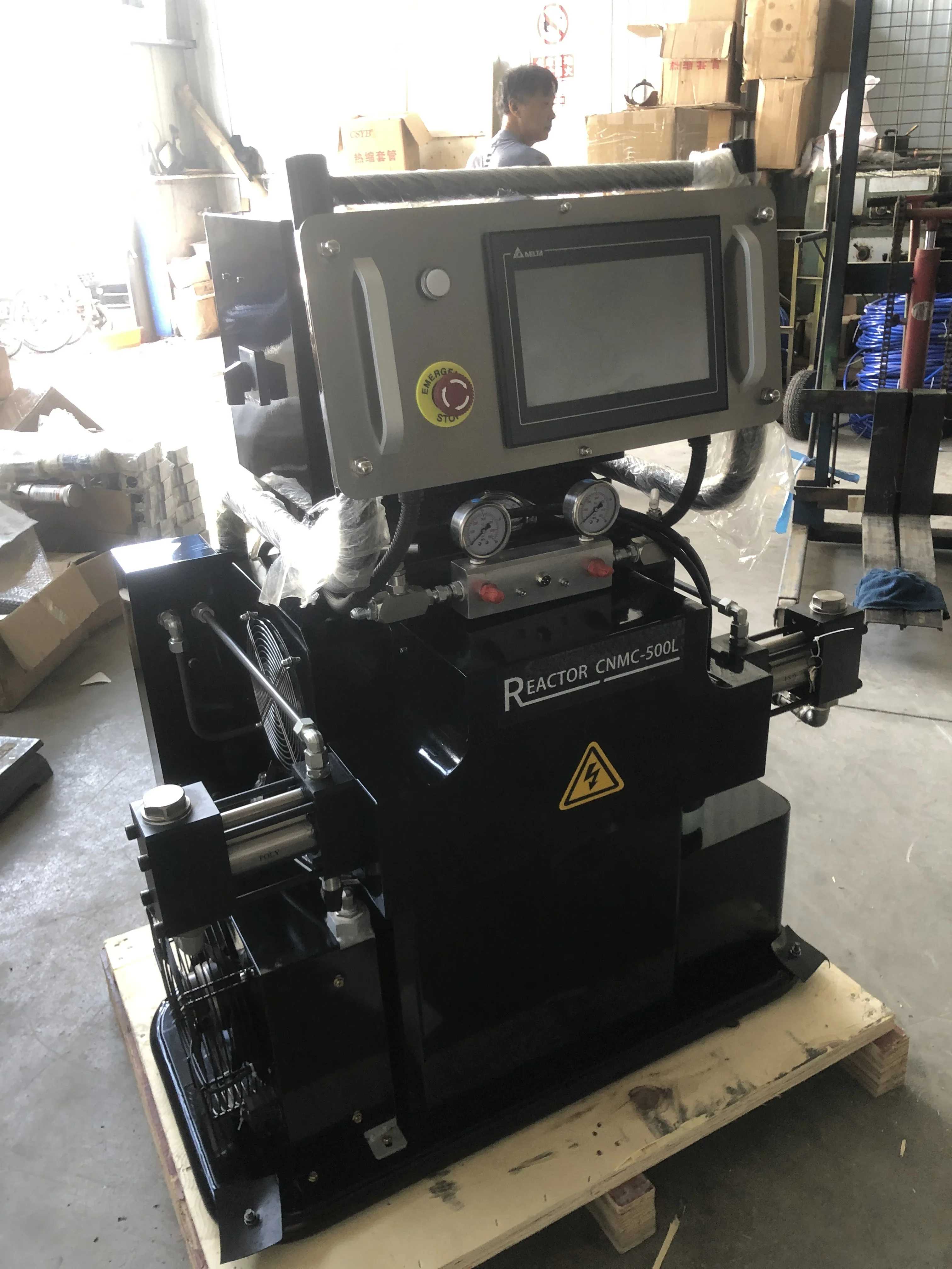YG Customized Polyurethane Polyurea Spray Foaming Machine For Sale