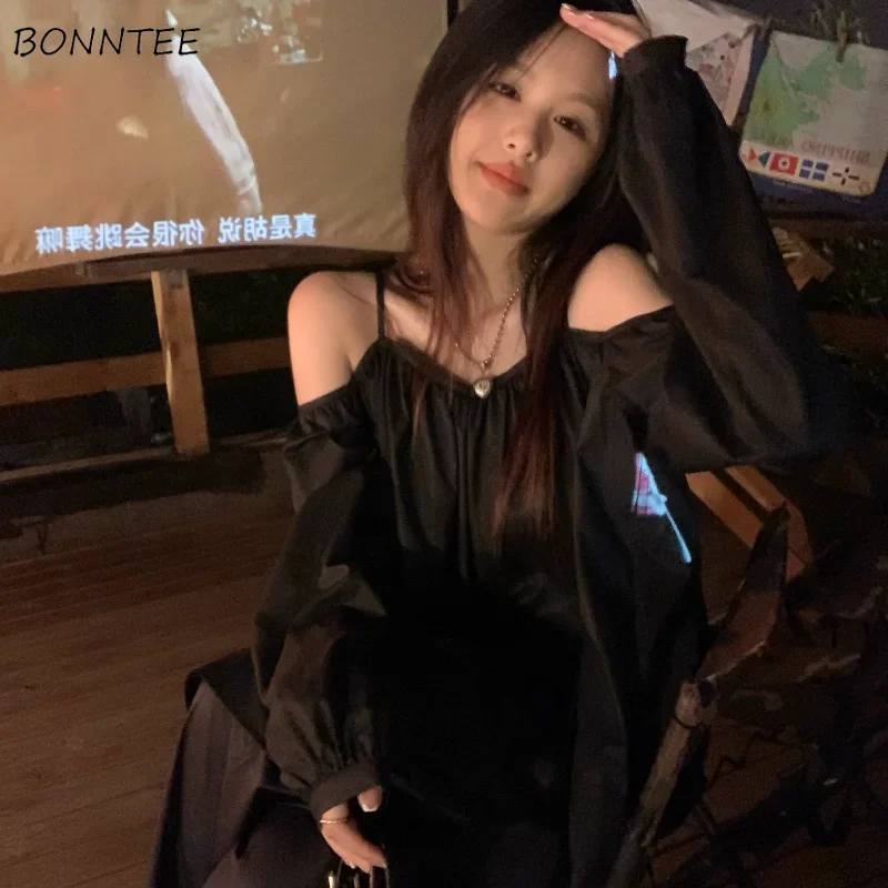 Black Blouses Women Unique Gothic Sexy Off Shoulder Fashion Spring Mature Female Korean Style Loose Minimalist Folds Lazy Casual