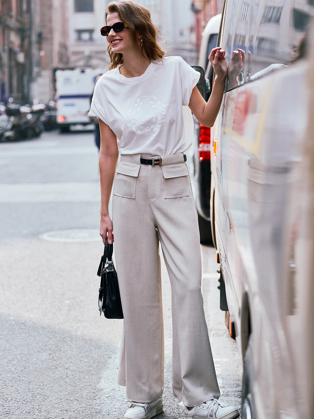 

Женская свободная футболка Luna7xi с вышивкой, повседневная, удобная, дышащая, с круглым вырезом, пуловер, весенняя мода