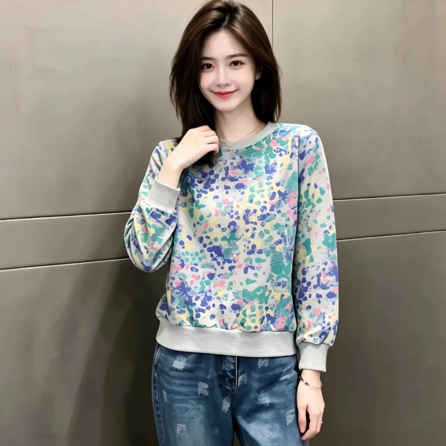 Fall 2026 Women's Loose Fit round Neck Sweatshirt Color Gradient Print Casual Long Sleeve Top Breathable Polyester Fiber