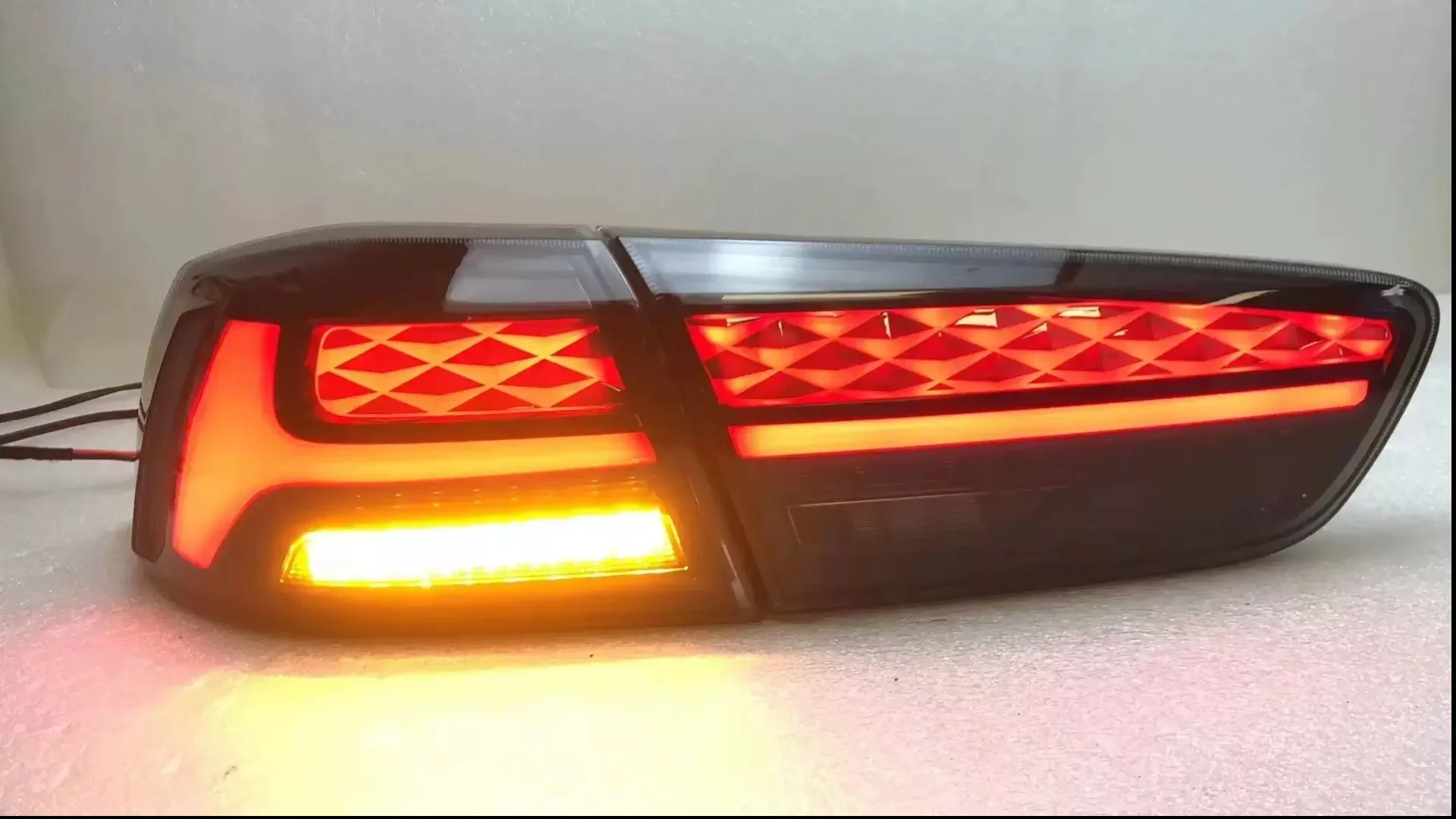 

Пара автомобильных светодиодных задних фонарей в сборе для Mitsubishi lancer ex стоп-сигнал, фонари заднего хода, указатель поворота