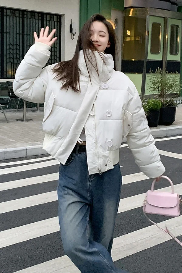 

​​Thermal-Insulated Puffer Coat 2025 Women's Winter Cropped Faux Shearling Collar Thickened Design Jacket Short Cotton Outwear​​