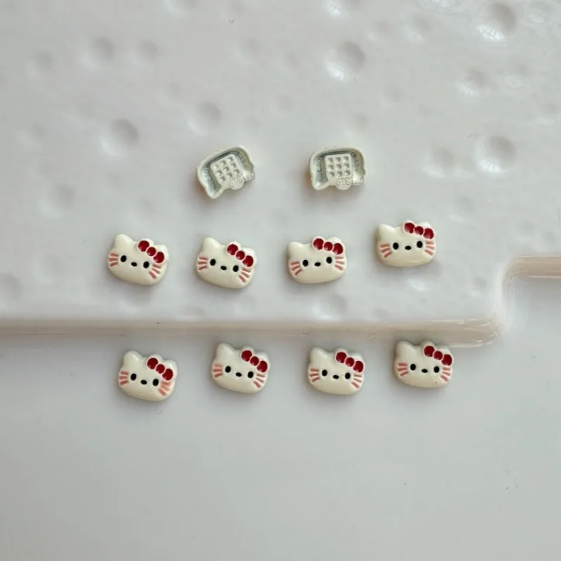 

Hello Kitty Decoration Cute Cartoon Cat Dropping Oil Alloy DIY Headwear Phone Case Hole Shoes Accessories Patch Women Products