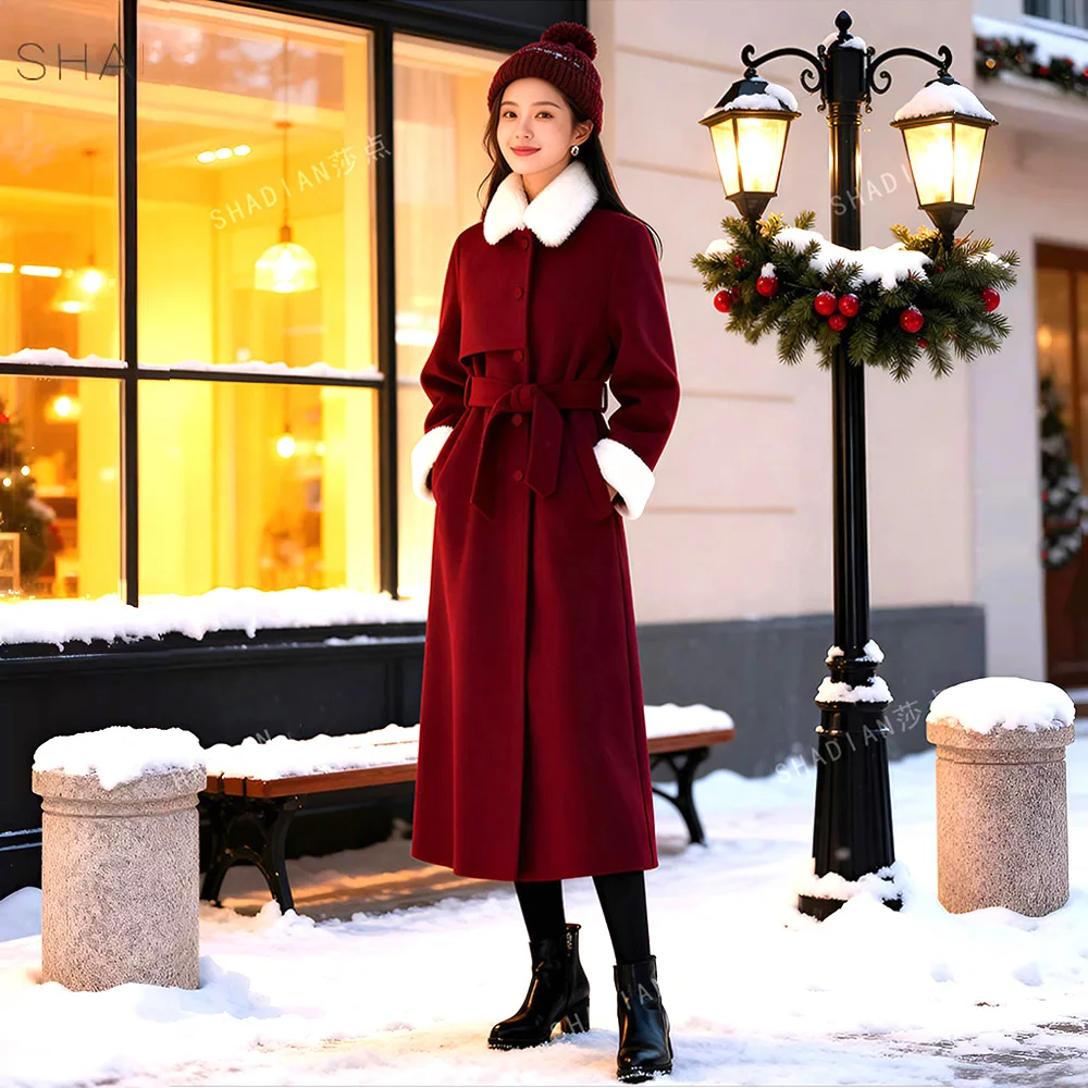 

New Women Autumn Winter Cotton Liner Woolen Coat Fashion Fur Collar and Cuff Single Breasted Slim Wool Blends Coat Elegant Coat