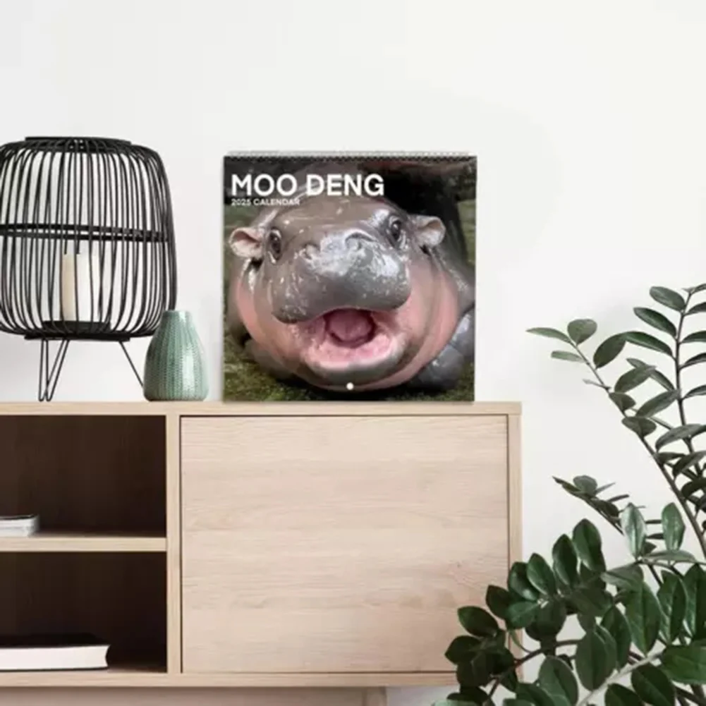 Moo Deng Calendar for 2025 Creative Cartoon Hippopotamus Ornament, Cute Desktop Calendar Decoration |50 Page Copperplate Paper