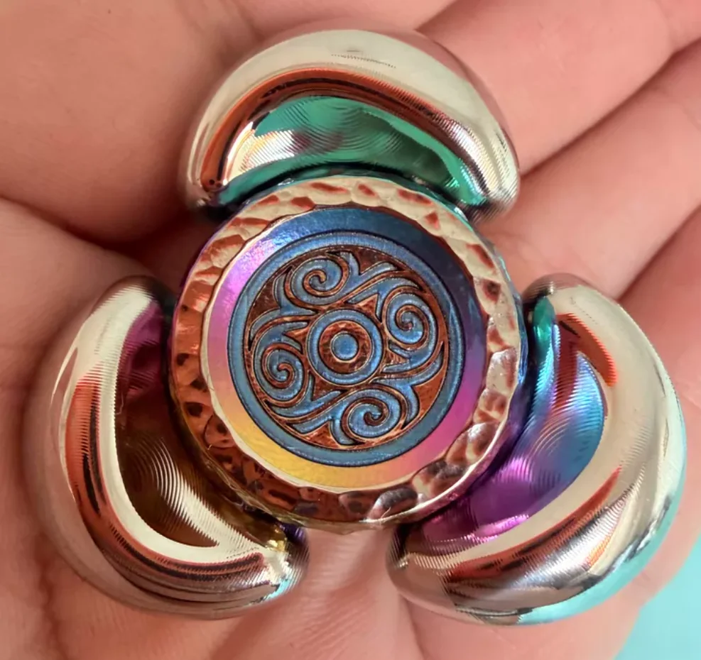 Used EDC Wanjie+Three eggs Spinner Fingertip Gyroscope Decompression Toys