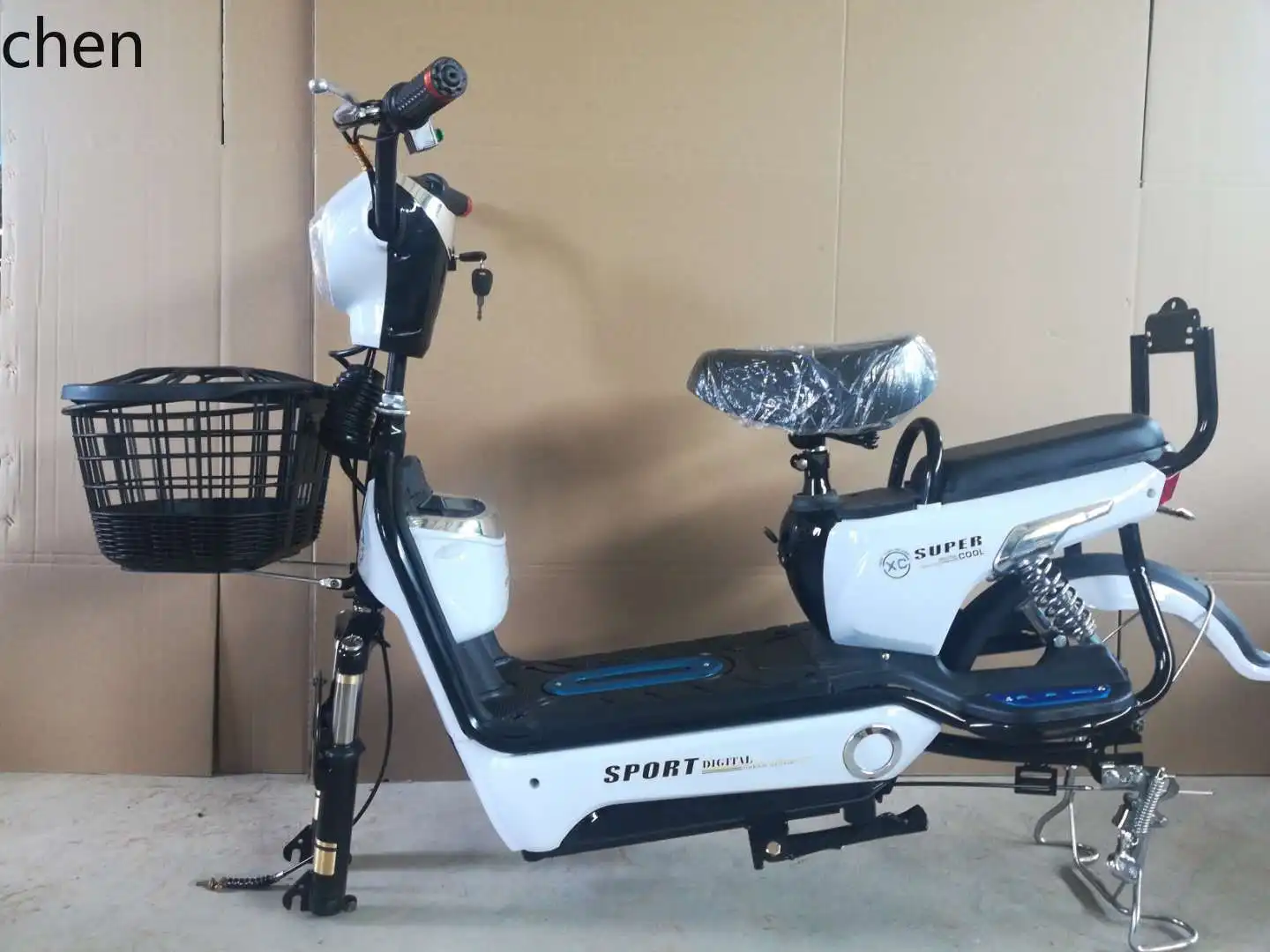 

CP electric vehicle rack work in progress, battery car modification 14-inch 16-inch electric bicycle rack