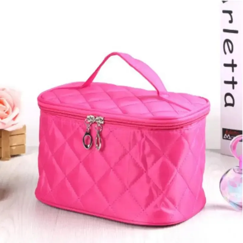 Travel Makeup Bag Portable Large Capacity Storage Box Advanced Carry On Waterproof Wash Cute Sweet Handbag Simple Toiletry Bag