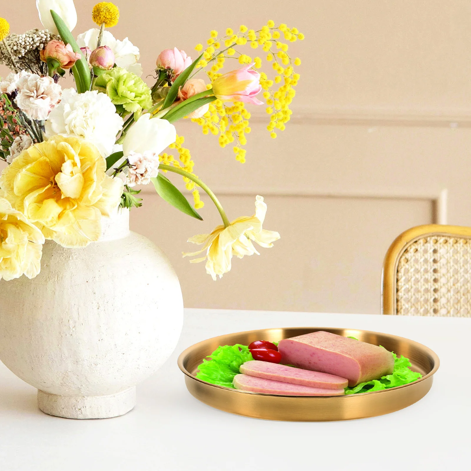 

Stainless Steel Round Metal Plate Smooth Surface Multi-Function Dinner Plate for Birthday Parties Steak Pasta Fruit Serving